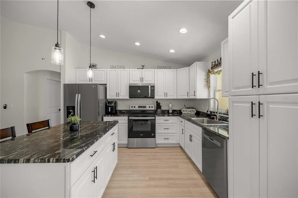 Photo of 6962 SE 124TH STREET