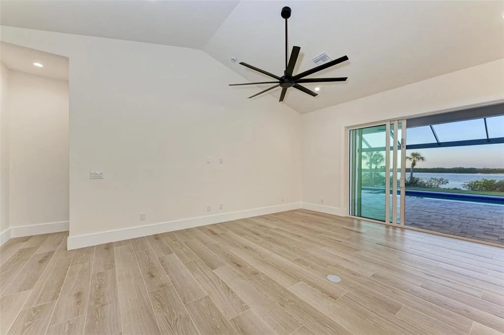 Photo of 6100 RIVERSIDE DRIVE