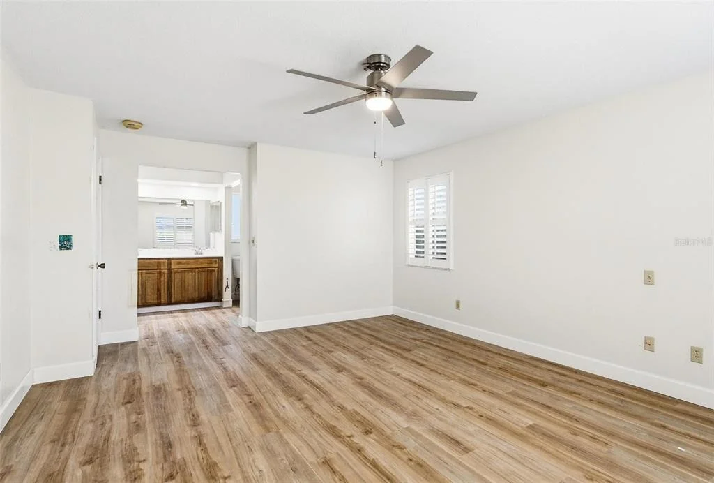 Photo of 33 E SEA HARBOR