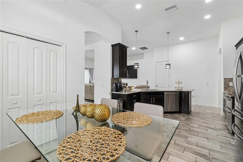 Photo of 943 OLD WINDSOR WAY