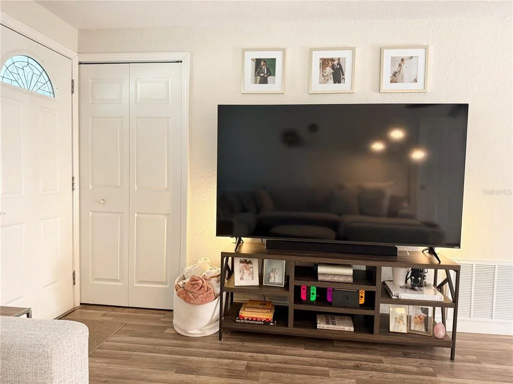Photo of 4321 PEACOCK ROAD