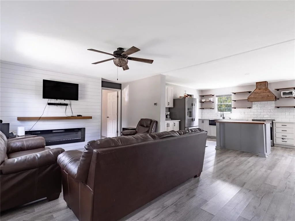 Photo of 3980 DOE DRIVE