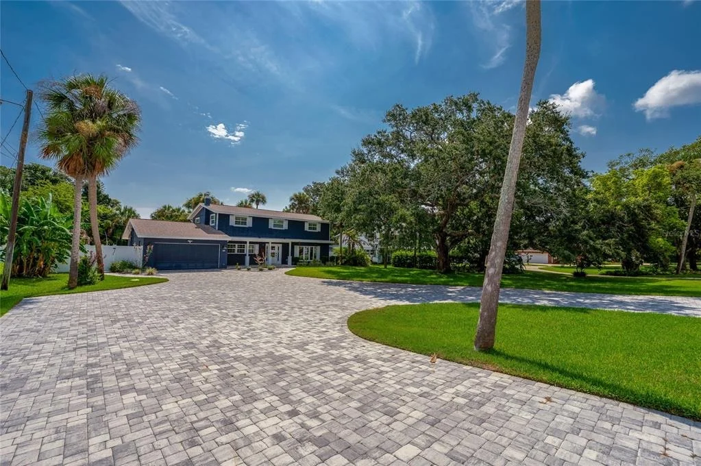Photo of 835 JOHN ANDERSON DRIVE