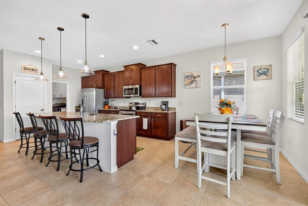 Photo of 6435 DEVESTA LOOP