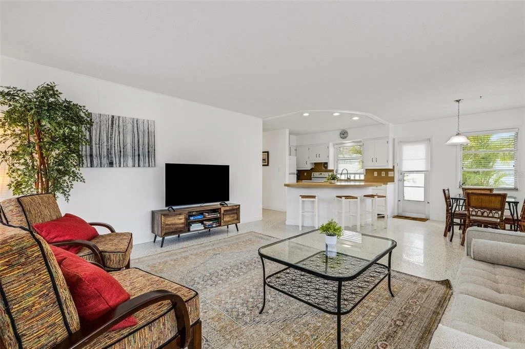 Photo of 531 GRANADA AVENUE