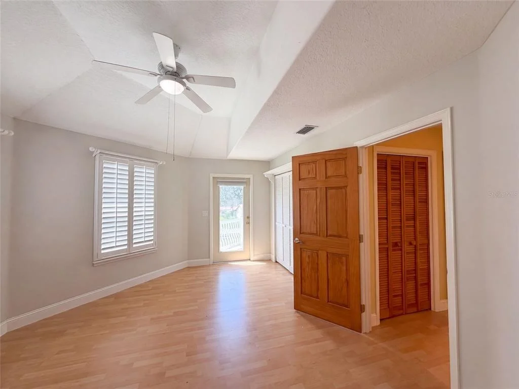 Photo of 4335 SE 8TH STREET