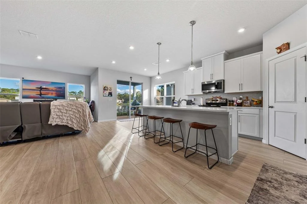 Photo of 194 EAGLE HARBOR WAY