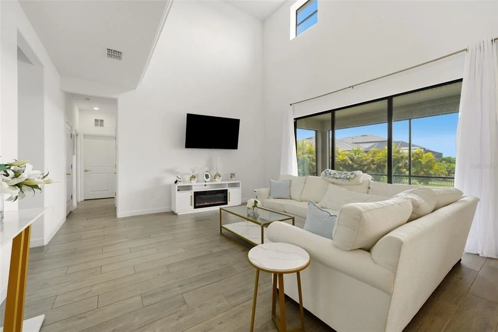 Photo of 4886 SEAFOAM TRAIL
