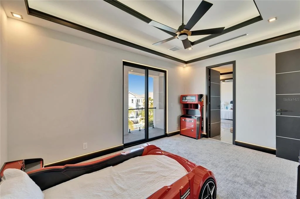 Photo of 6536 SIMONE SHORES CIRCLE
