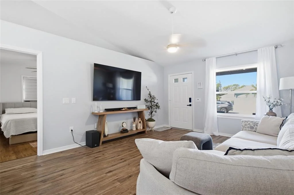 Photo of 5295 DREW ROAD