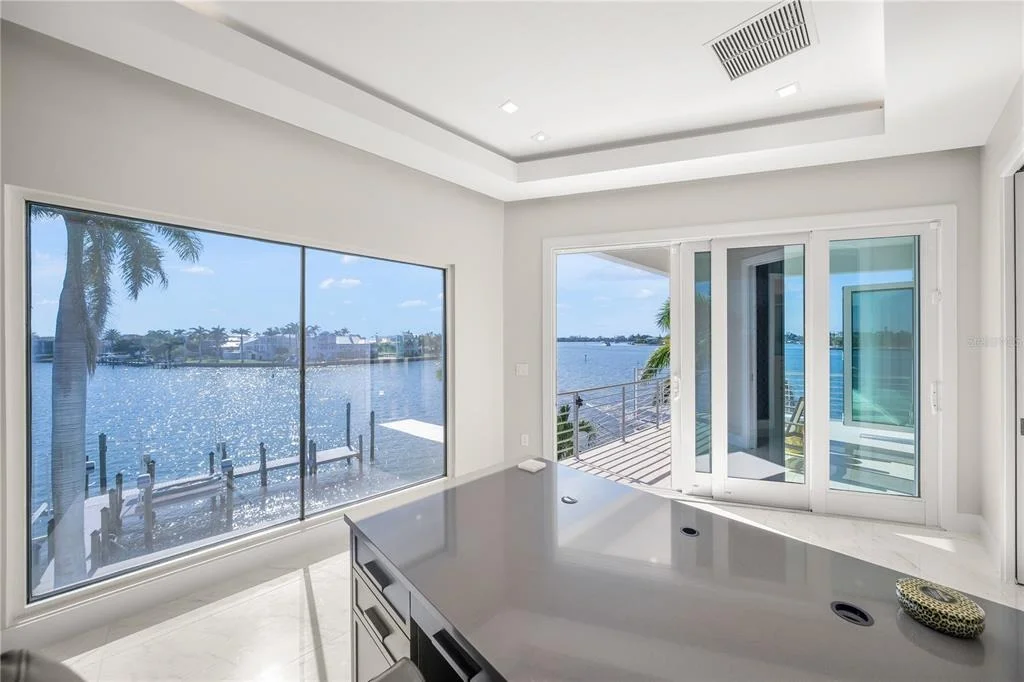 Photo of 1400 SIESTA DRIVE