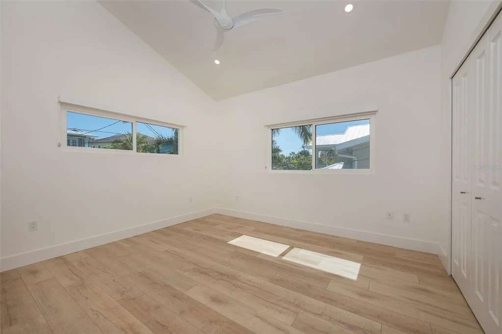 Photo of 4938 COMMONWEALTH DRIVE