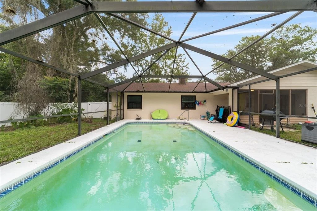 Photo of 4170 SE 65TH PLACE