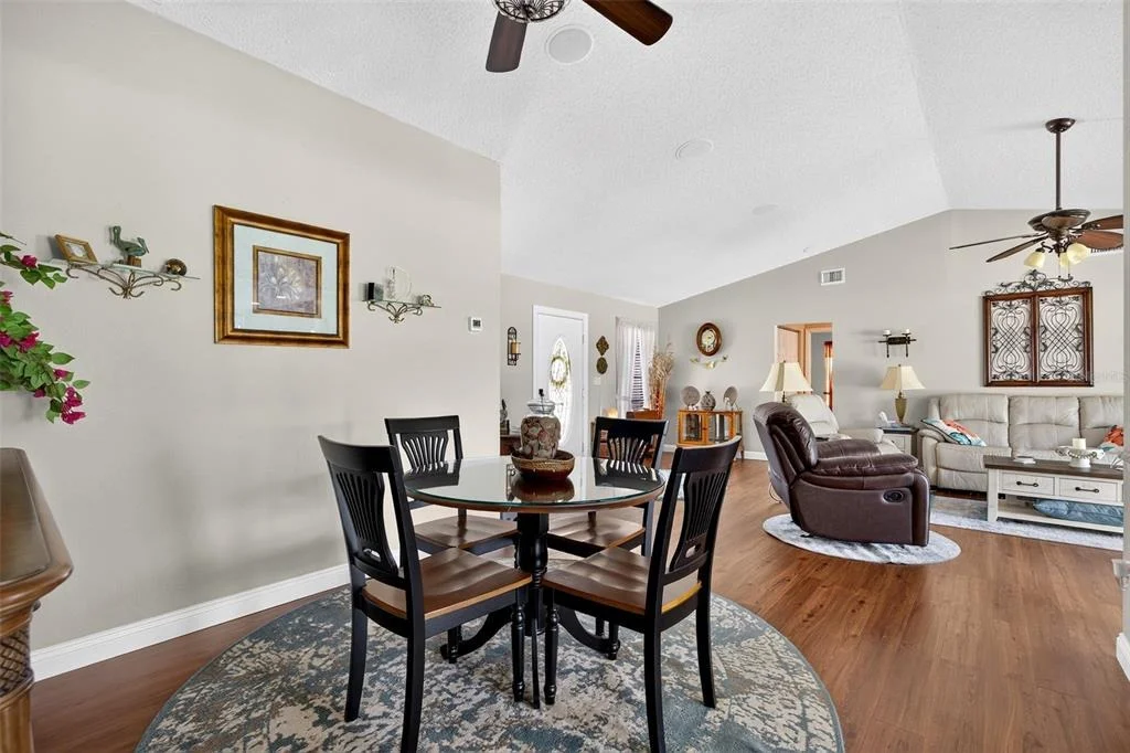 Photo of 25454 PALISADE ROAD