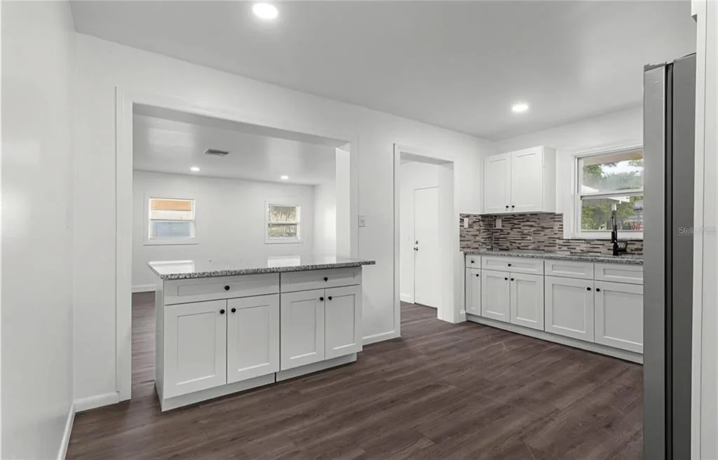 Photo of 46 LAKE COURT LOOP