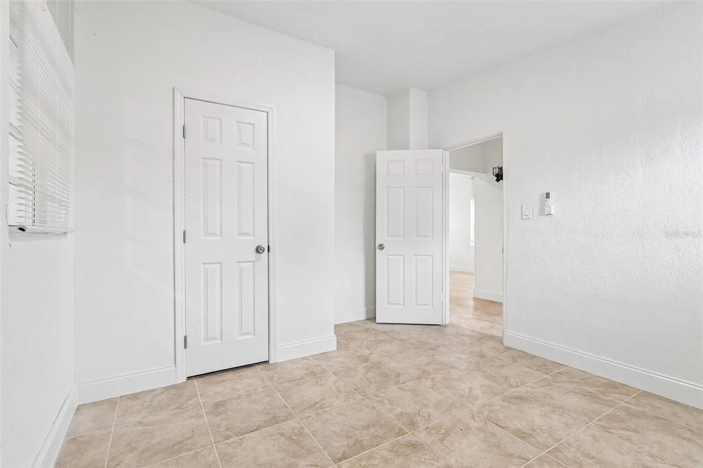 Photo of 918 FERNDELL ROAD