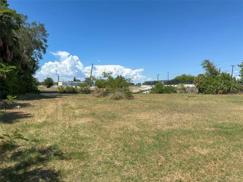 Photo of 601 FLAMINGO DRIVE