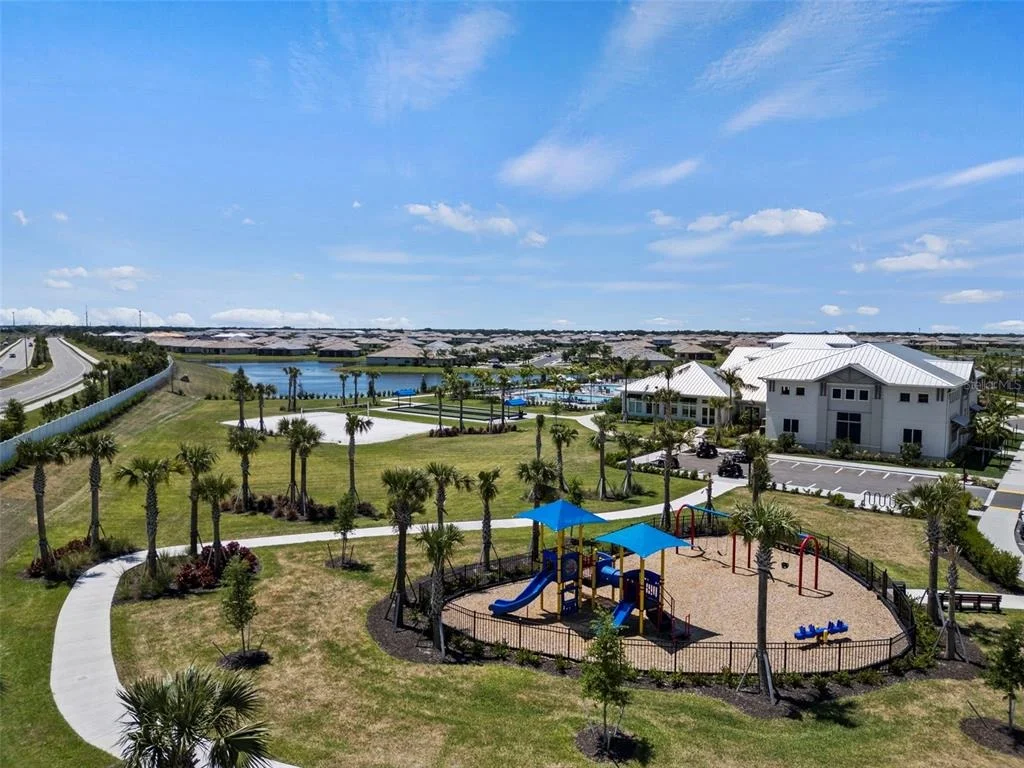 Photo of 4886 SEAFOAM TRAIL