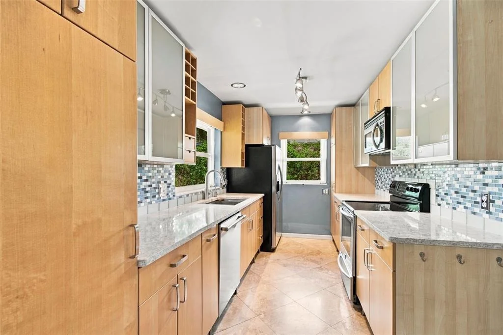 Photo of 1612 SAN CHARLES DRIVE