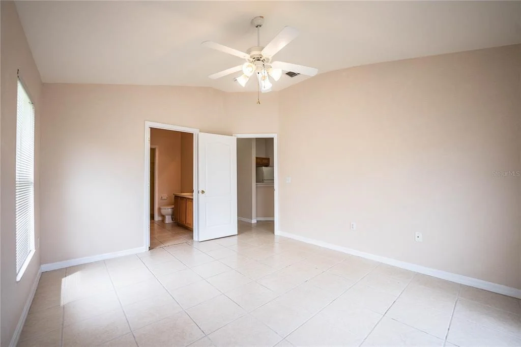 Photo of 6852 SHADOWCAST LANE