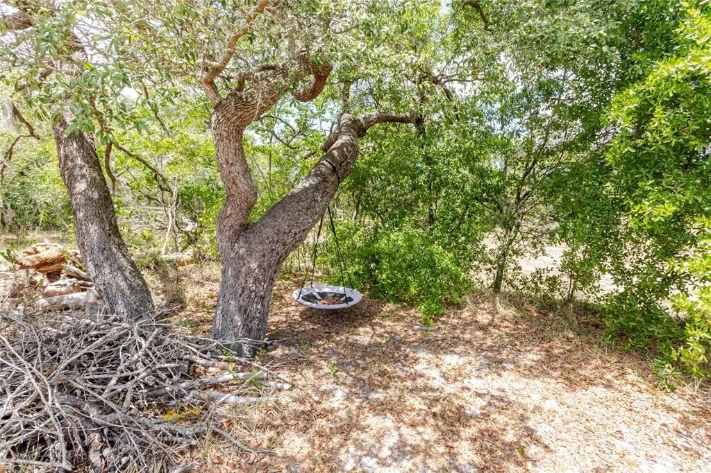 Photo of 14692 LINDEN DRIVE