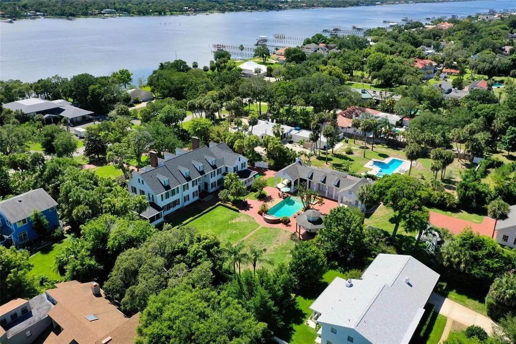 Photo of 253 JOHN ANDERSON DRIVE