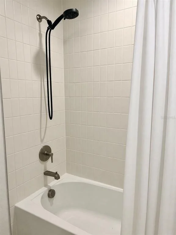 Photo of 1741 CROWNCREST DRIVE