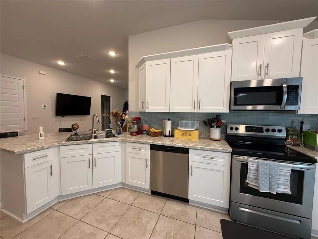 Photo of 14921 TROPICAL VIOLET WAY
