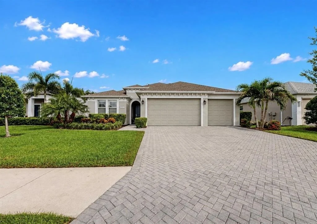 Photo of 311 CHANTILLY TRAIL