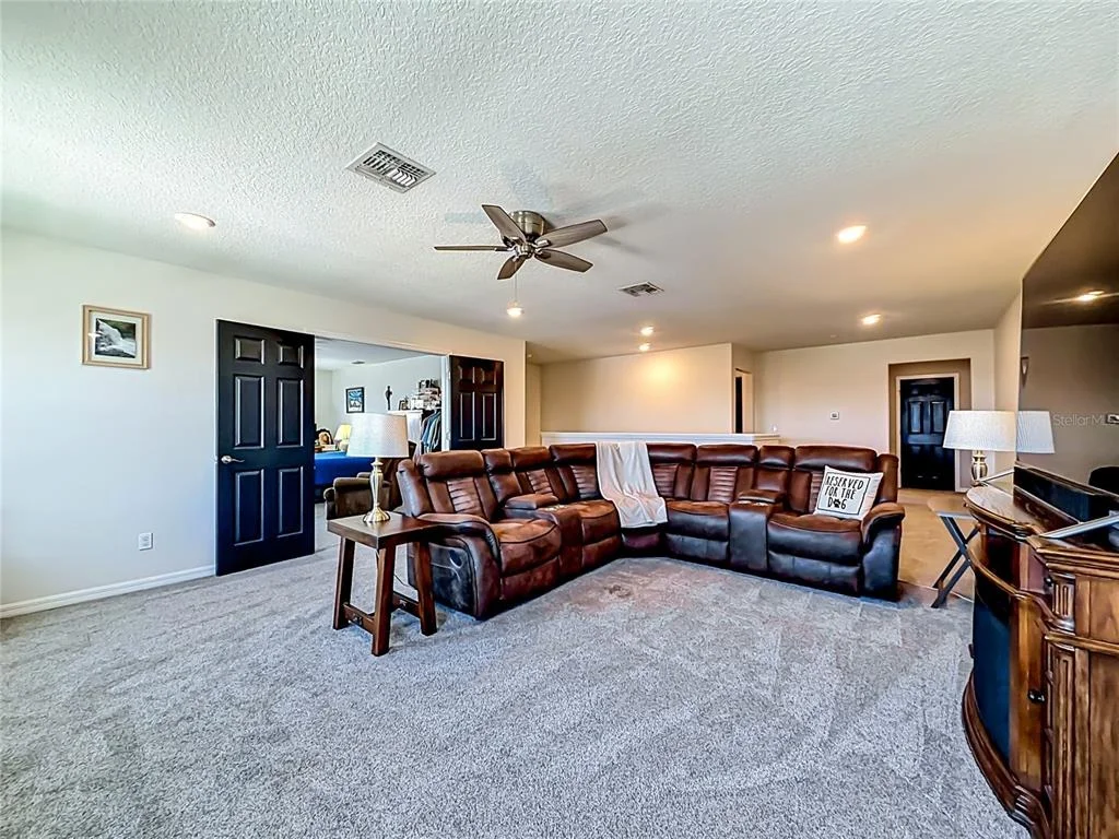Photo of 2323 NUTHATCH STREET