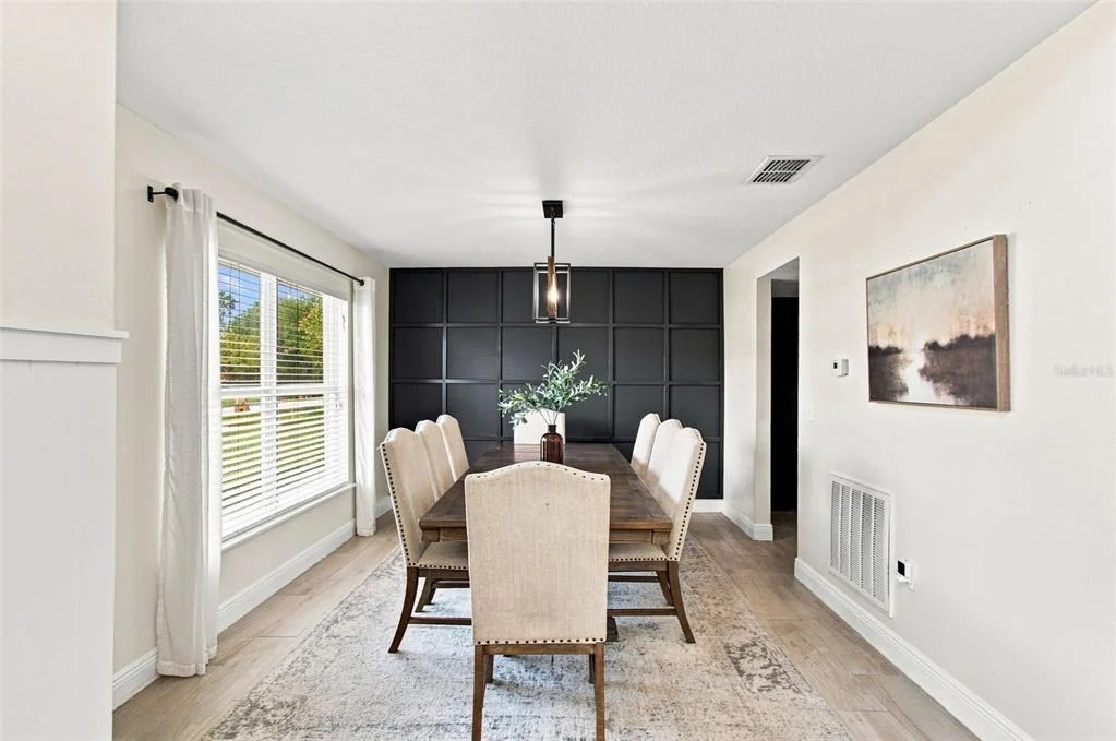 Photo of 6113 WATERFIELD WAY