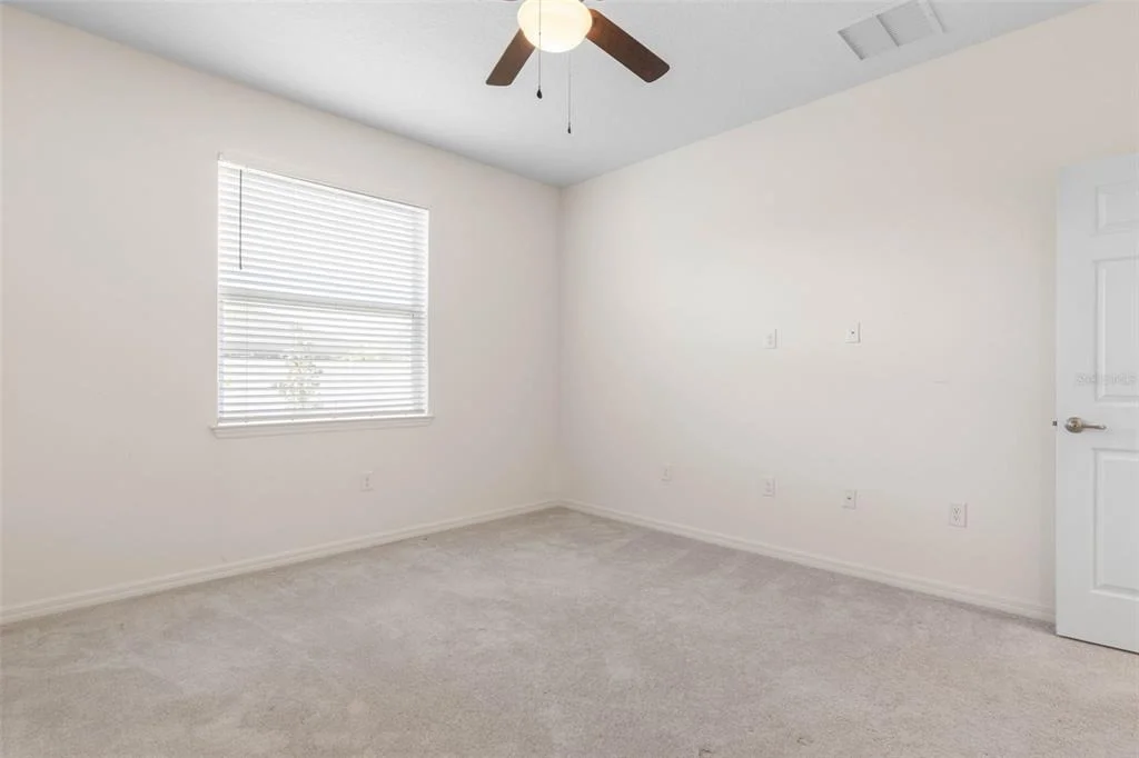 Photo of 3 OAKLEAF WAY