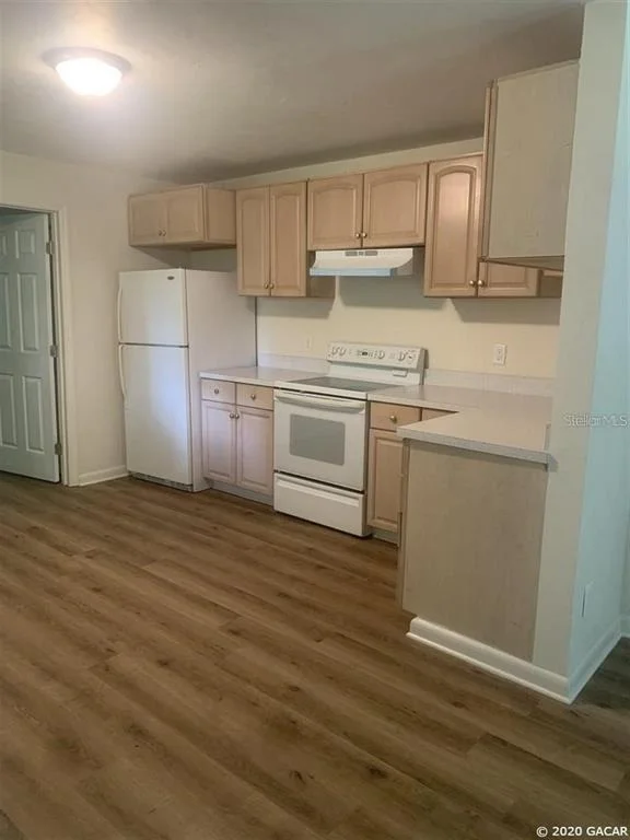 Photo of 15-17 SE 2ND AVENUE