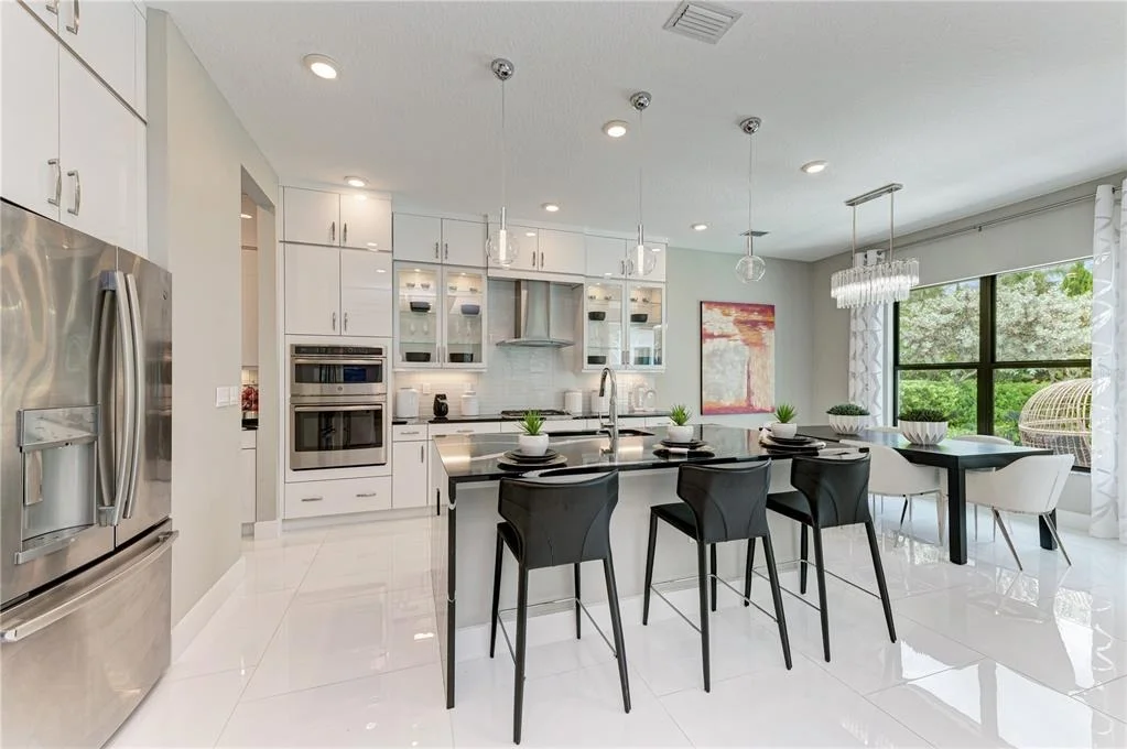 Photo of 5060 SIMONS COURT