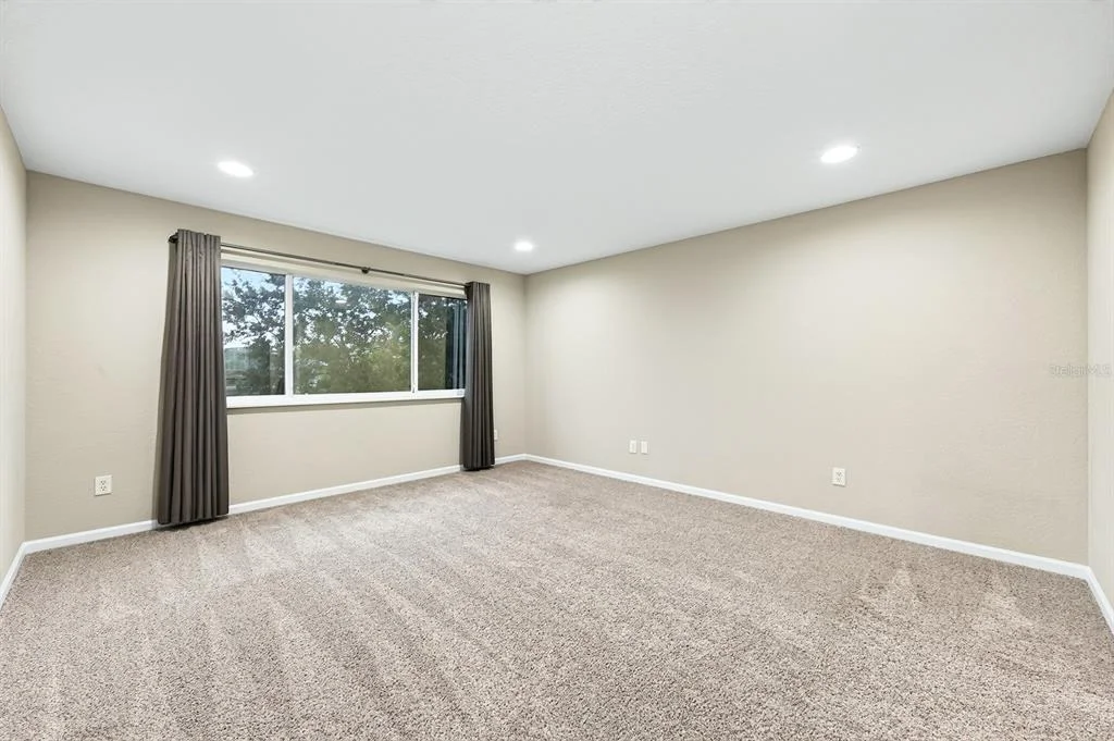 Photo of 1135 TOLUKE POINT