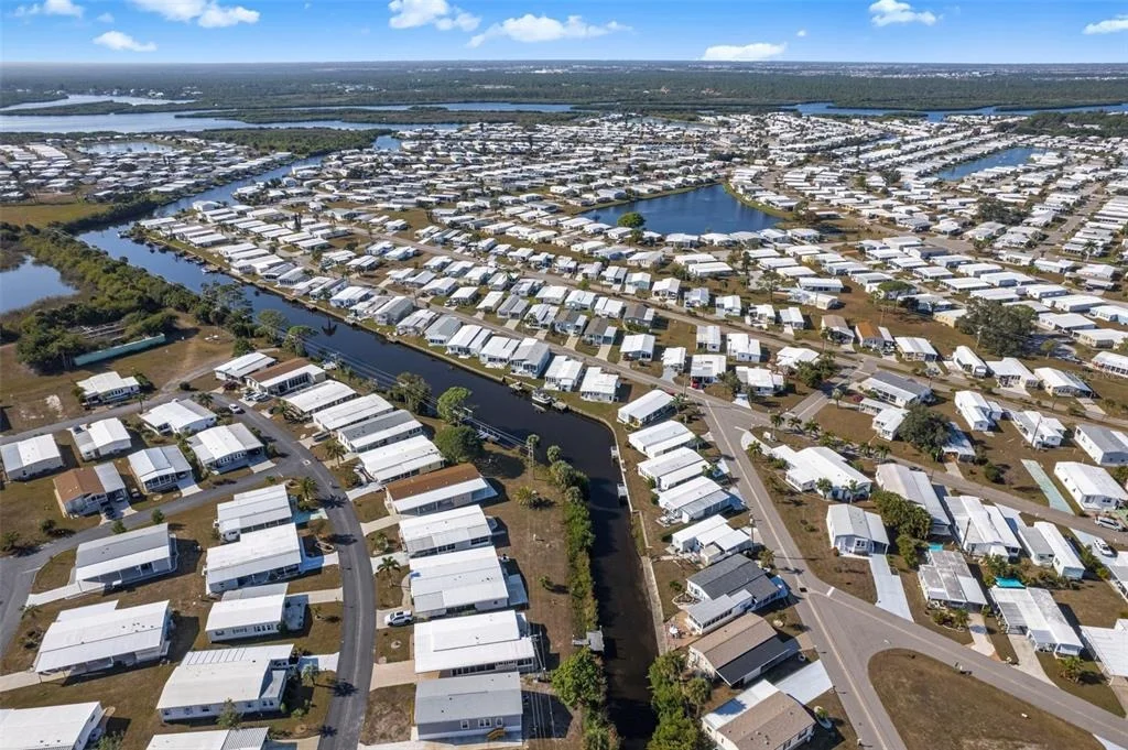 Photo of 320 LA COSTA