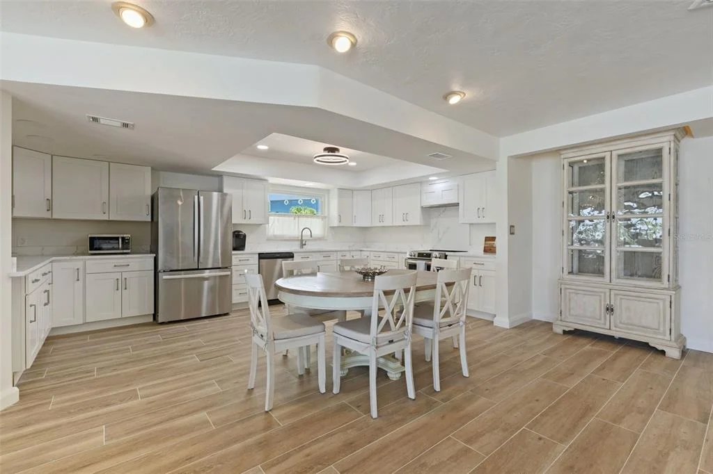 Photo of 290 BAYSIDE DRIVE