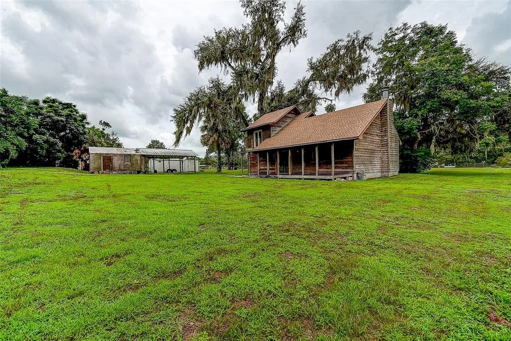 Photo of 11700 VALLEY ROAD