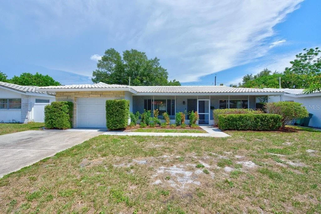 Photo of 2159 GREENBRIAR BOULEVARD