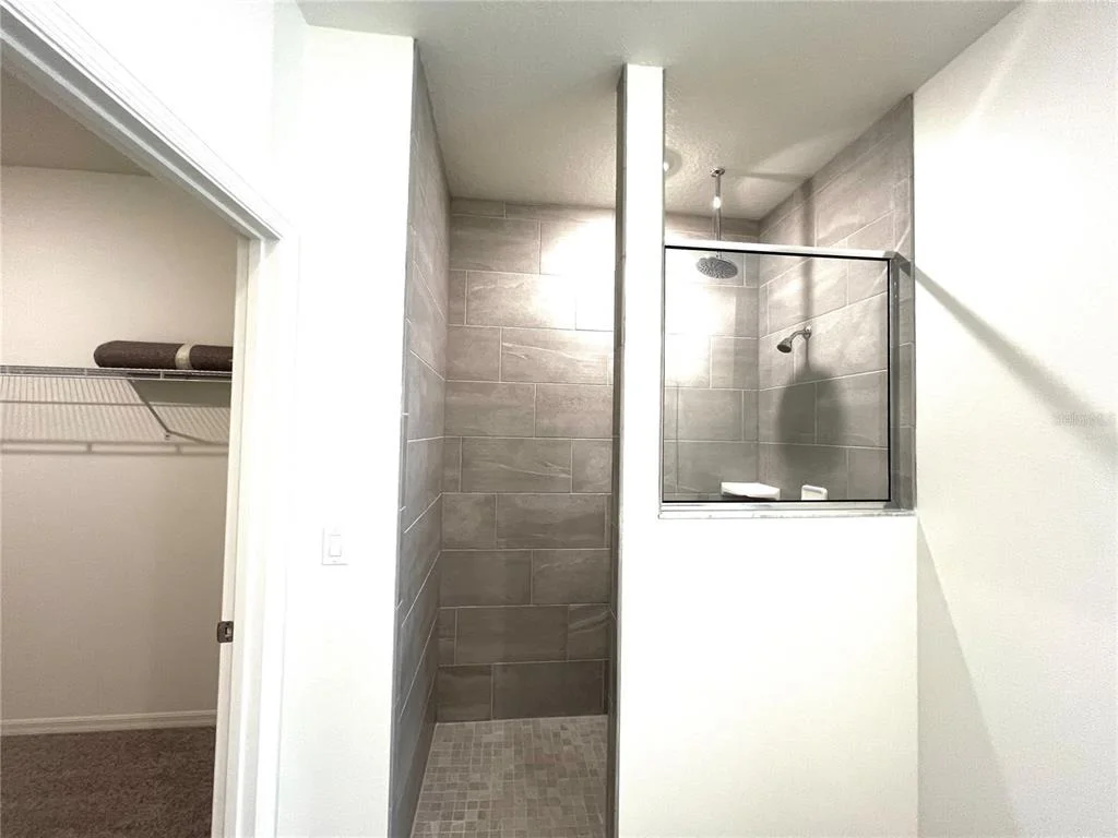 Photo of 4 LYNBROOK DRIVE