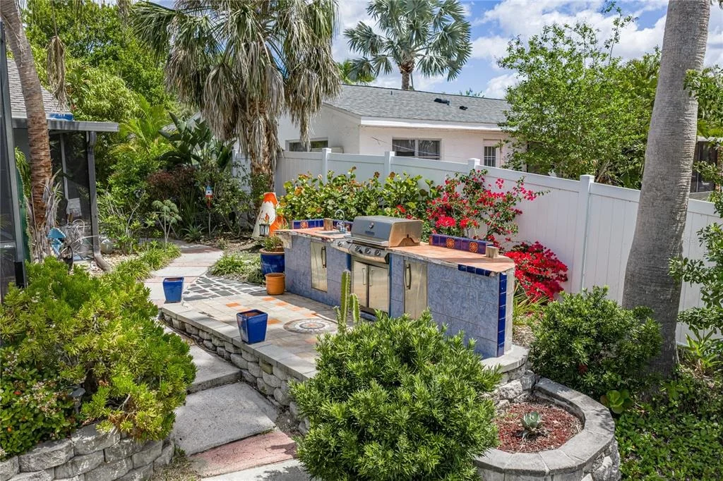 Photo of 906 SAGO PALM WAY