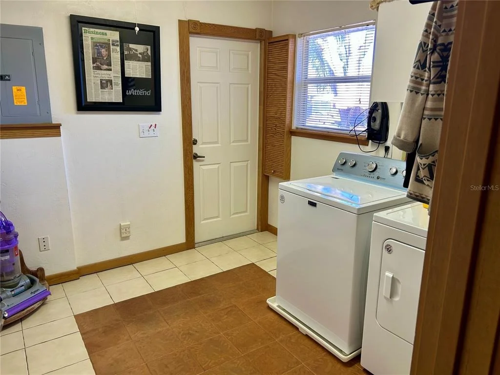 Photo of 55730 HOLIDAY  CIRCLE