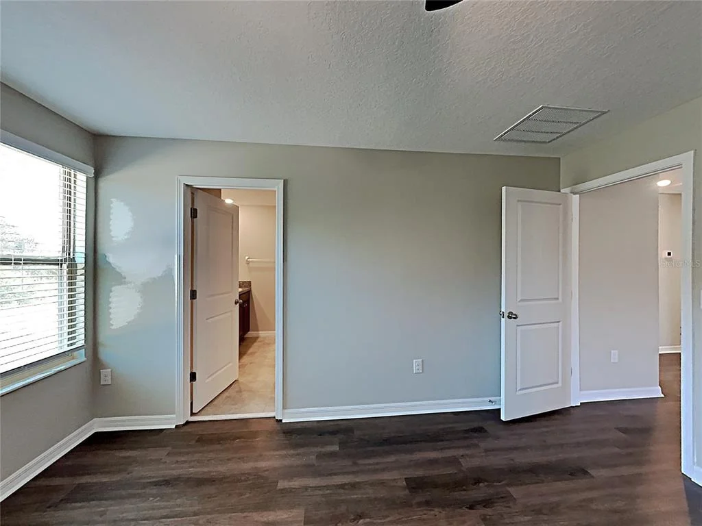 Photo of 5125 WHITE CHICORY DRIVE