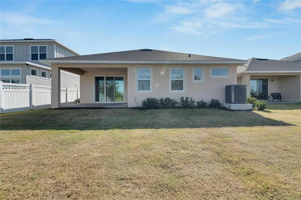 Photo of 923 SIGNET DRIVE