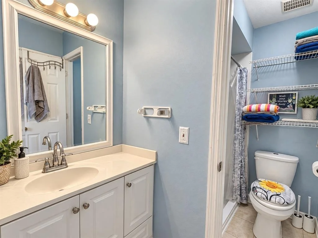 Photo of 604 RIVERWOODS CIRCLE