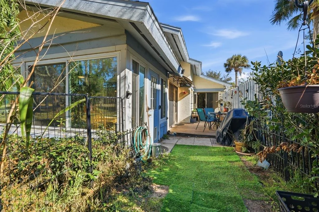 Photo of 118 MEADOWBROOK CIRCLE