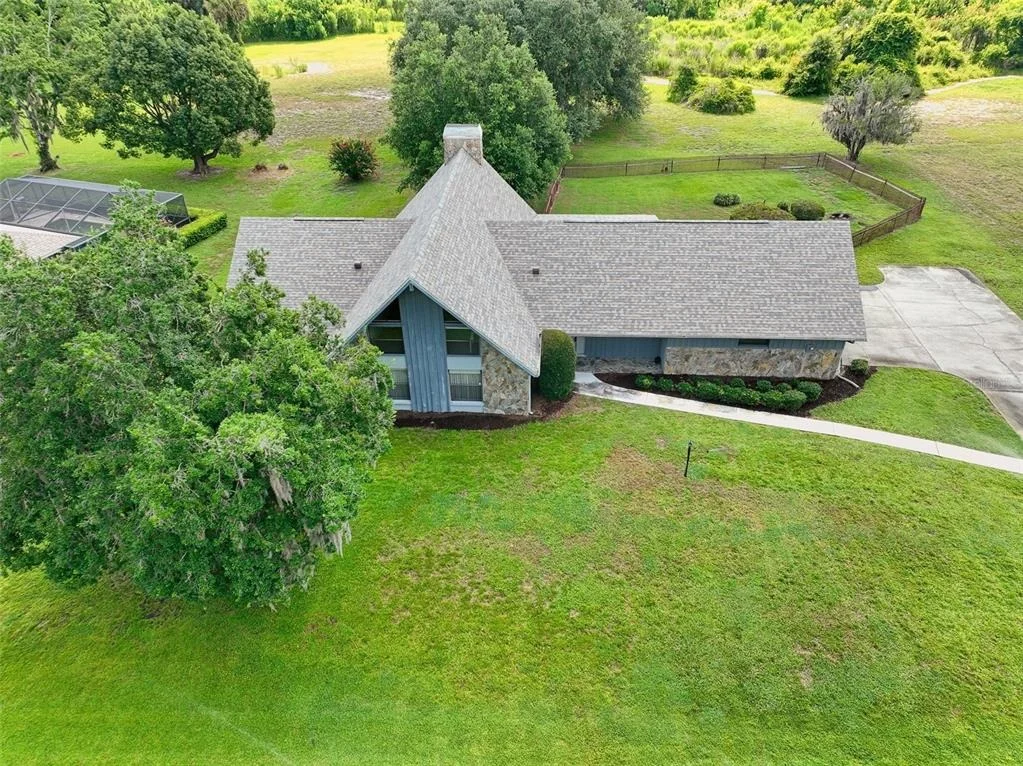 Photo of 821 N GOLF COURSE DRIVE