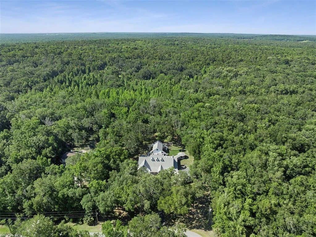 Photo of 21033 VIOLET ROAD