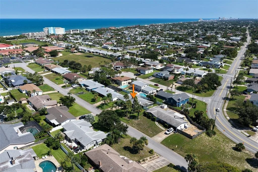 Photo of 76 BANYAN DRIVE