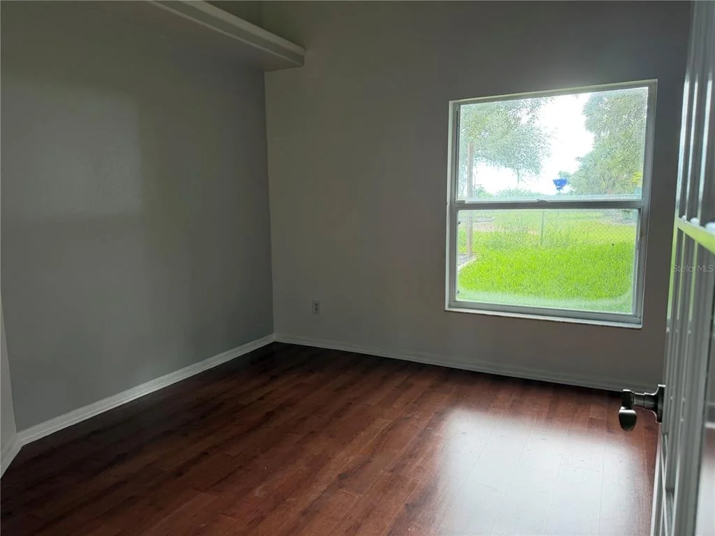 Photo of 1079 STONEHAM DRIVE